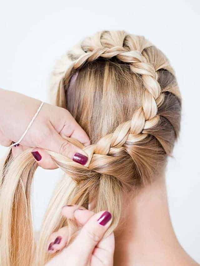braided blonde hair